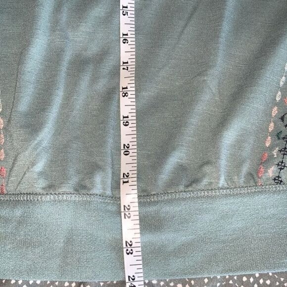 Knox Rose Embroidered Sage Green Long Sleeve Sweatshirt S - Picture 11 of 11